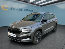 Neu 2025 Skoda Karoq SportLine SUV | 38.299 € (Teuer)