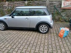 Grau Gebraucht 2003 Mini ONE Kleinwagen | 2.000 € (Etwas zu teuer)