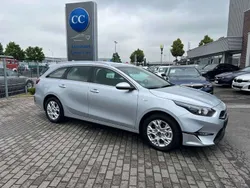 Silber Neu 2024 Kia Ceed Sportswagon Vision Kombi | 28.400 € (Fairer Preis)