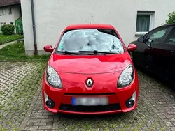 Rot Gebraucht 2009 Renault Twingo Kleinwagen | 1.800 € (Etwas zu teuer)