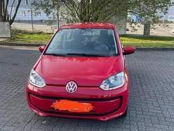 Rot Gebraucht 2016 VW up! Kleinwagen | 5.000 € (Guter Preis)