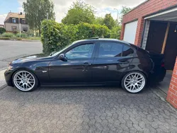 Schwarz Gebraucht 2005 BMW 320 Performance Limousine | 4.900 € (Fairer Preis)