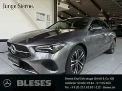 Grau Gebraucht 2024 Mercedes CLA180 Progressive Limousine | 33.850 € (Teuer)