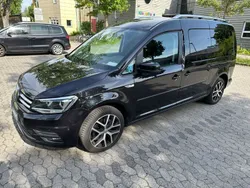 Schwarz Gebraucht 2016 VW Caddy Maxi Highline Van / Kleinbus | 20.900 € (Fairer Preis)