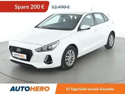 Weiß Gebraucht 2018 Hyundai i30 Select Limousine | 12.290 € (Fairer Preis)