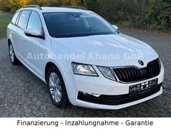 Weiß Gebraucht 2020 Skoda Octavia Tour Kombi | 14.990 € (Guter Preis)