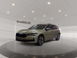 Ice tea beige metallic Gebraucht 2025 Skoda Superb Selection Kombi | 38.706 € (Teuer)