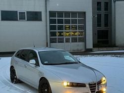 Silber Gebraucht 2009 Alfa Romeo 159 Kombi | 1.850 € (Fairer Preis)