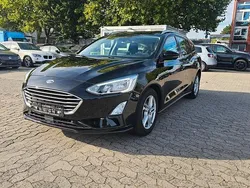 Schwarz Gebraucht 2019 Ford Focus Cool & Connect Kombi | 10.990 € (Guter Preis)