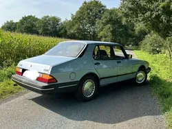 Blau Gebraucht 1989 Saab 900 Kleinwagen | 4.800 €