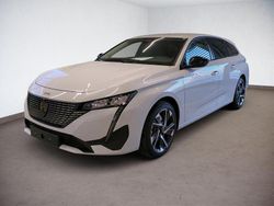 Weiß Gebraucht 2025 Peugeot 308 SW Allure Kombi | 25.490 €