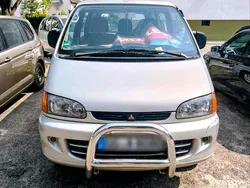 Silber Gebraucht 1996 Mitsubishi Space Gear Van / Kleinbus | 2.850 €