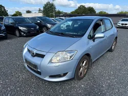 Blau Gebraucht 2009 Toyota Auris Life Limousine | 2.200 € (Fairer Preis)