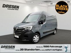 Grau Gebraucht 2022 Renault Master Van | 22.290 € (Fairer Preis)