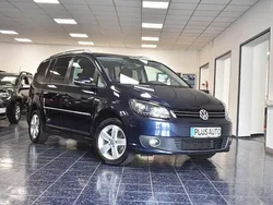 Night blue Gebraucht 2011 VW Touran Highline Van / Kleinbus | 5.770 € (Guter Preis)
