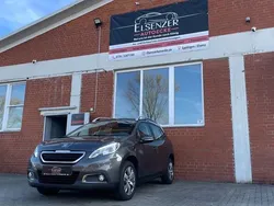 Grau Gebraucht 2015 Peugeot 2008 Business-Line SUV | 6.499 € (Guter Preis)