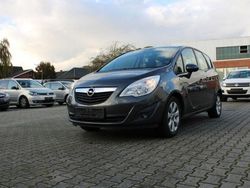 Grau Gebraucht 2010 Opel Meriva Edition Van / Kleinbus | 1.750 € (Guter Preis)