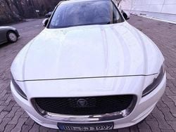 Weiß Gebraucht 2019 Jaguar F-Pace Chequered Flag SUV | 20.450 € (Fairer Preis)