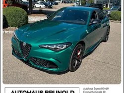Grün Neu 2025 Alfa Romeo Giulia Quadrifoglio Limousine | 98.900 €