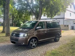 Braun Gebraucht 2010 VW Multivan Van / Kleinbus | 14.500 € (Guter Preis)