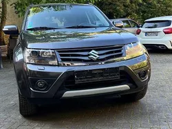 Grau Gebraucht 2013 Suzuki Grand Vitara Comfort SUV | 9.900 € (Etwas zu teuer)