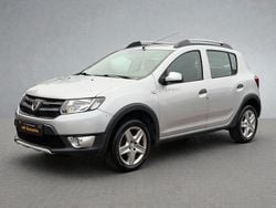 Silber Gebraucht 2013 Dacia Sandero Prestige Limousine | 5.999 € (Fairer Preis)