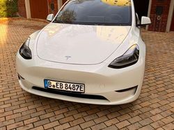 Weiß Gebraucht 2023 Tesla Model Y Long Range AWD SUV | 31.500 € (Superpreis)