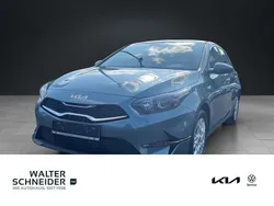 Grau Neu 2025 Kia Ceed Vision Limousine | 21.880 € (Fairer Preis)