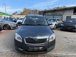 Grau Gebraucht 2008 Skoda Roomster Style Van / Kleinbus | 4.299 € (Fairer Preis)