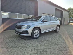 Brillantsilber metallic Neu 2025 Skoda Kamiq Selection SUV | 25.440 € (Superpreis)
