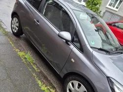 Grau Gebraucht 2019 Opel Corsa Selection Limousine | 8.800 € (Fairer Preis)