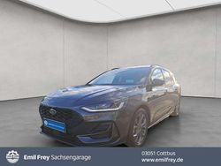 Grau Gebraucht 2024 Ford Focus ST-Line X Kombi | 26.940 € (Fairer Preis)