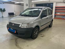 Grau Gebraucht 2009 Fiat Panda Dynamic Limousine | 4.490 € (Teuer)
