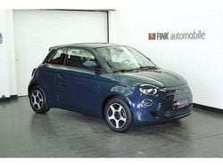 Grün Gebraucht 2022 Fiat 500e Action Limousine | 12.220 € (Superpreis)