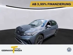 Grau Gebraucht 2022 VW Tiguan Allspace Elegance SUV | 32.880 € (Fairer Preis)