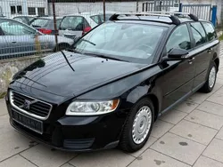 Black stone solid / solid Gebraucht 2010 Volvo V50 Kombi | 3.950 € (Guter Preis)