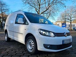 Weiß Gebraucht 2012 VW Caddy Edition Van / Kleinbus | 12.000 € (Fairer Preis)