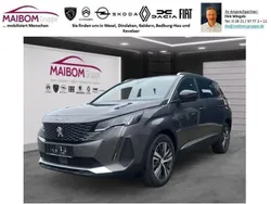 Platinium grau metallic Neu 2024 Peugeot 5008 Allure Van / Kleinbus | 33.880 €