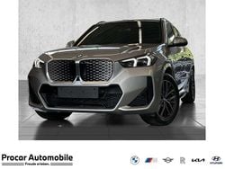 Silber Neu 2025 BMW iX1 M Sport SUV | 53.790 € (Guter Preis)