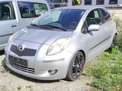 Silber Gebraucht 2008 Toyota Yaris Sport Kleinwagen | 1.799 € (Superpreis)