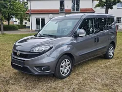 Beige Gebraucht 2019 Fiat Doblò Trekking Van / Kleinbus | 9.800 € (Guter Preis)