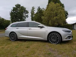 Silber Gebraucht 2017 Opel Insignia Business Kombi | 12.900 € (Teuer)