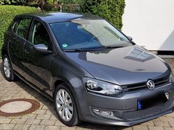Silber Gebraucht 2009 VW Polo Comfortline Kleinwagen | 7.600 € (Teuer)