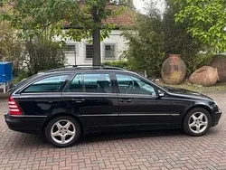 Schwarz Gebraucht 2001 Mercedes C200 Avantgarde Kombi | 2.200 €