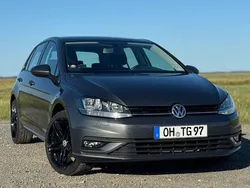 Grau Gebraucht 2018 VW Golf VII Trendline Limousine | 12.960 € (Guter Preis)