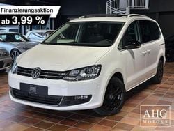 Weiß Gebraucht 2011 VW Sharan Style Van / Kleinbus | 16.999 €