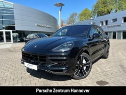 Schwarz Gebraucht 2023 Porsche Cayenne Turbo SUV | 118.750 €