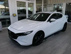 Schwarz Gebraucht 2022 Mazda 3 Selection Limousine | 21.500 € (Superpreis)