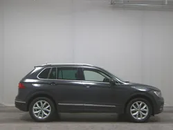 Grau Gebraucht 2020 VW Tiguan Highline SUV | 20.280 € (Guter Preis)
