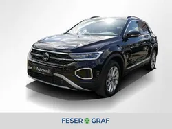 Deep black perleffekt Gebraucht 2024 VW T-Roc Style SUV | 32.305 € (Guter Preis)